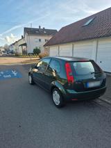 Ford Fiesta 1,3  Bensin Klima  69 PS. - Ford Fiesta aus 2005: 1.6