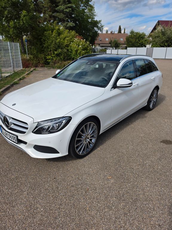 Image of Mercedes-Benz C 400
