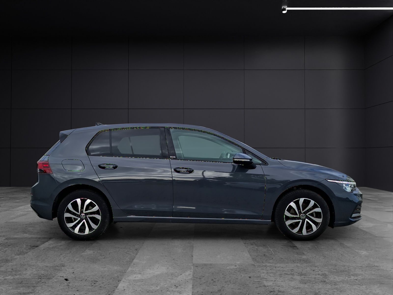 Fahrzeugabbildung Volkswagen Golf VIII TSI Active Standhzg. LEDplus Navi AID