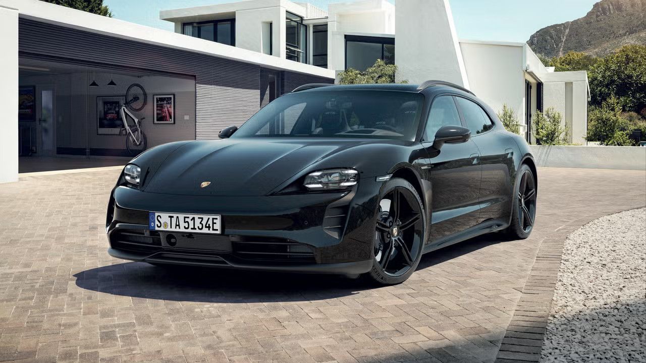 Porsche Taycan GTS Sport Turismo