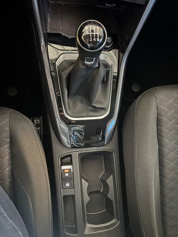 T-Roc IQ.DRIVE*ACC*Navi*Kamera*AHK*Klimatronic*