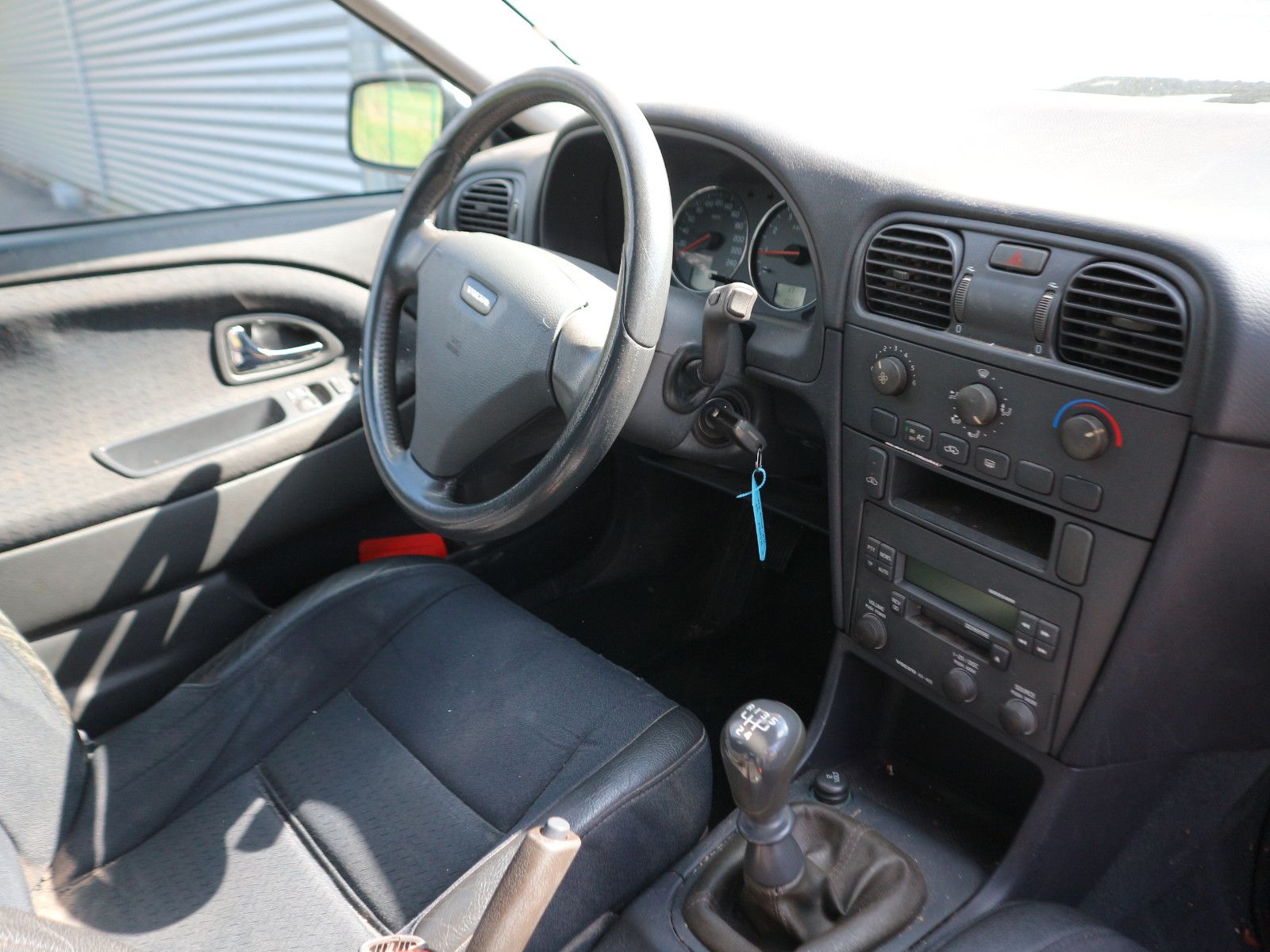Fahrzeugabbildung Volvo V40 1.6 Klima