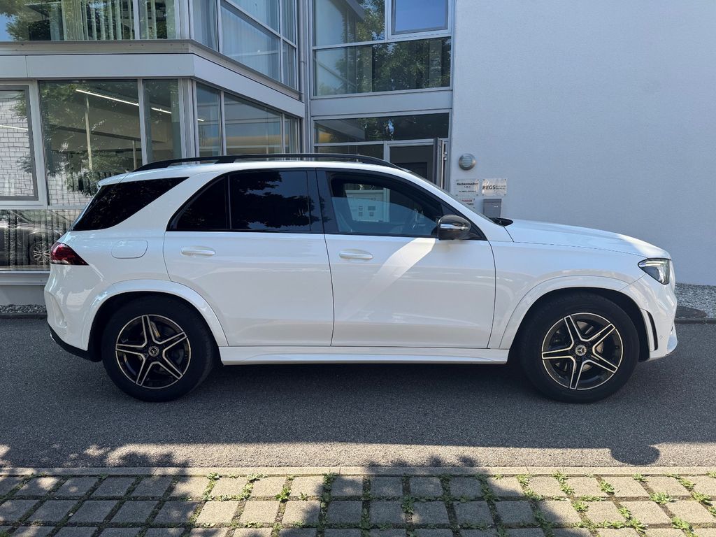 Image of Mercedes-Benz GLE 300