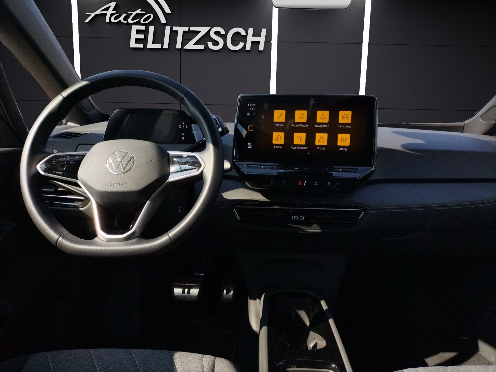 Fahrzeugabbildung Volkswagen ID.3 Pro LED Navi ACC RFK SH