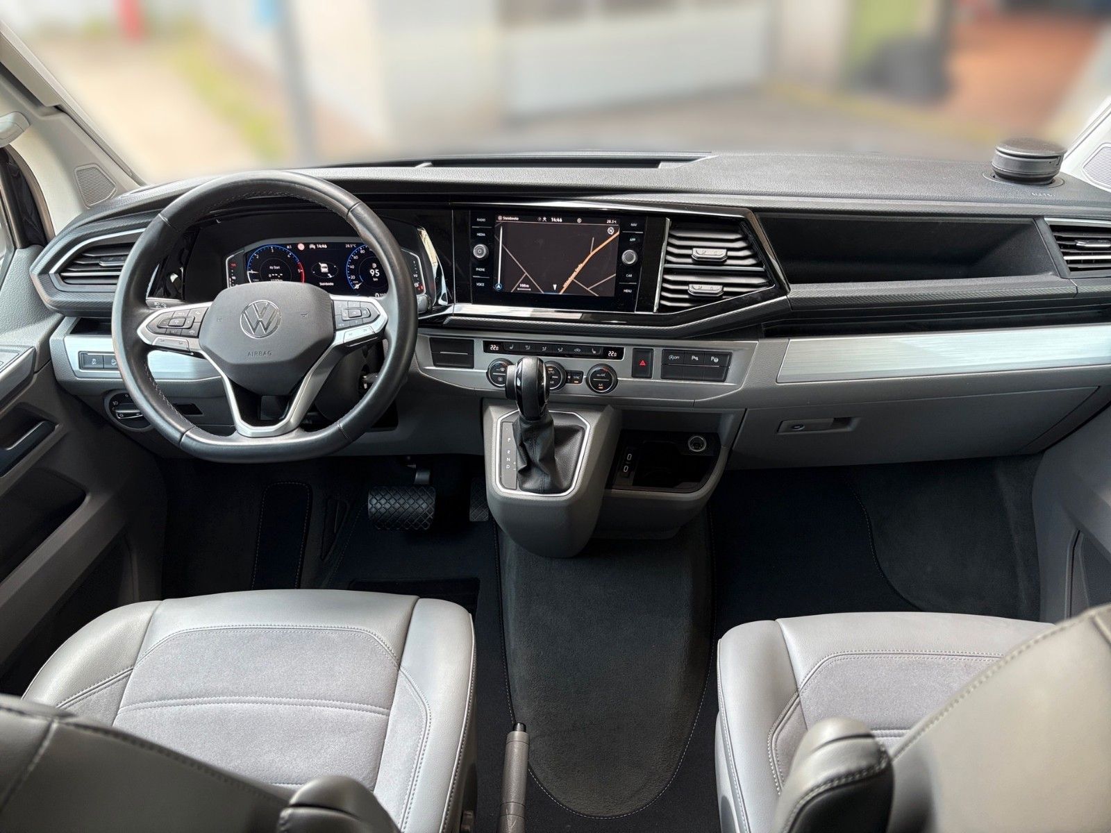 Fahrzeugabbildung Volkswagen T6 California Ocean
