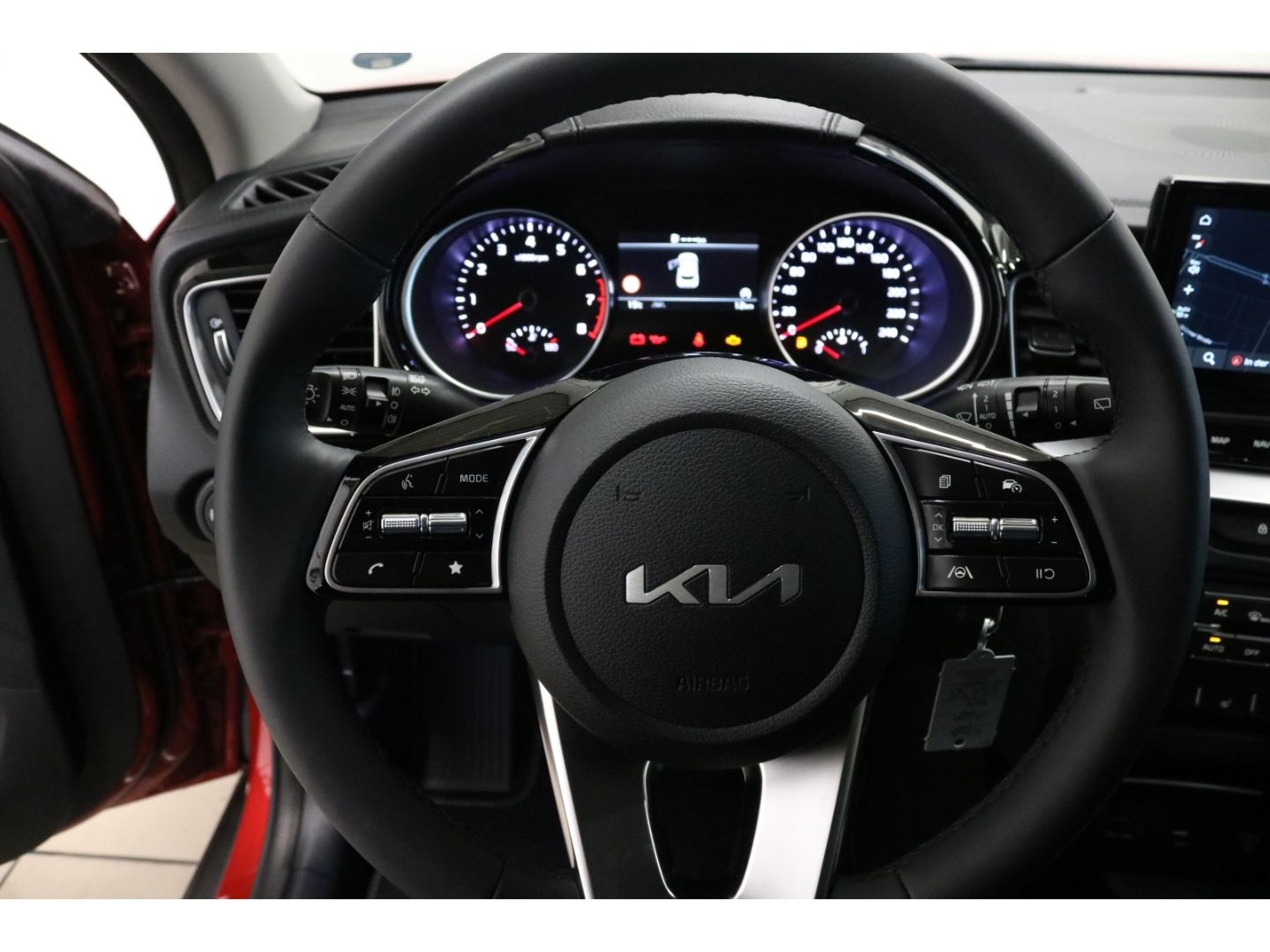 Fahrzeugabbildung Kia XCeed 1.5 T-GDI Vision,  Navi, SHZ, Komfort-Pake