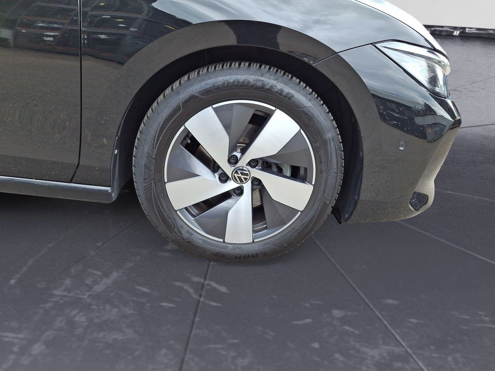 Volkswagen Passat - Bild 7