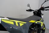 Husqvarna 701 Supermoto *LEOVINCE*KURZES HECK* - SUPERMOTO
