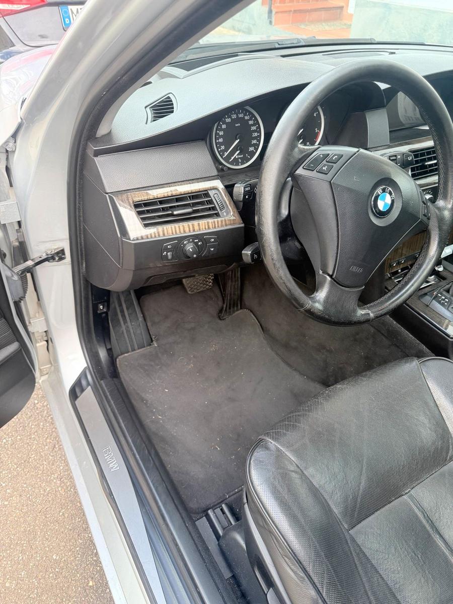 BMW 530 2005 — photo 11