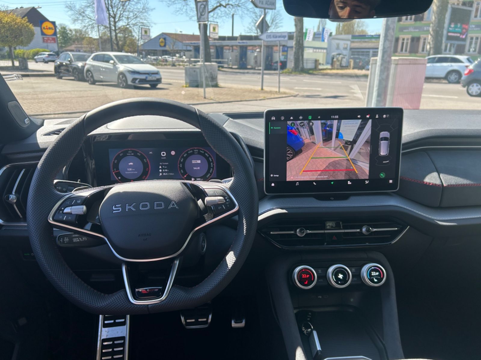 Fahrzeugabbildung SKODA Kodiaq RS 2.0 TSI DSG Matrix Head-Up
