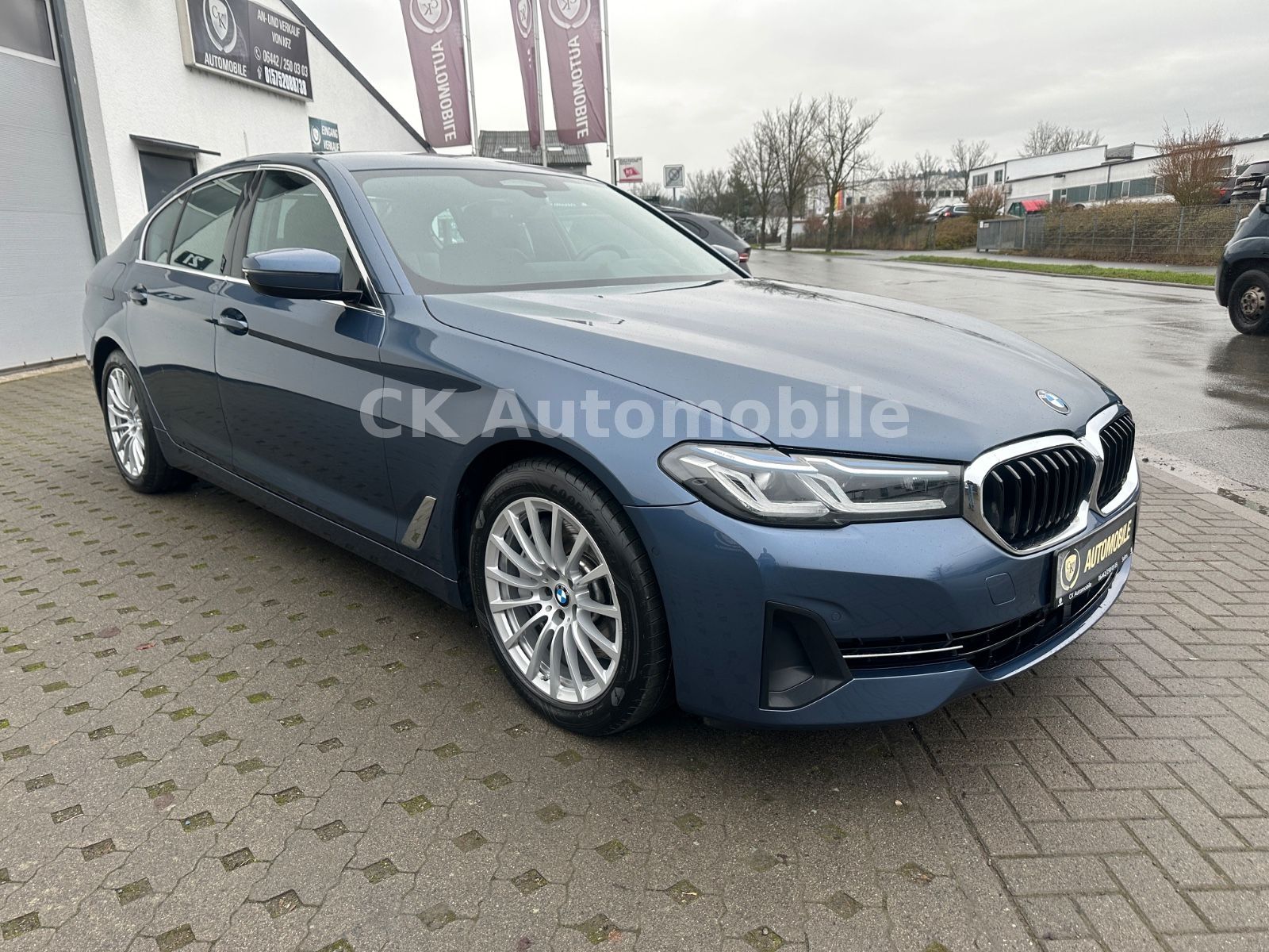 Fahrzeugabbildung BMW 530d Lim./Navi/Head-Up/Laser/Leder/Kamera