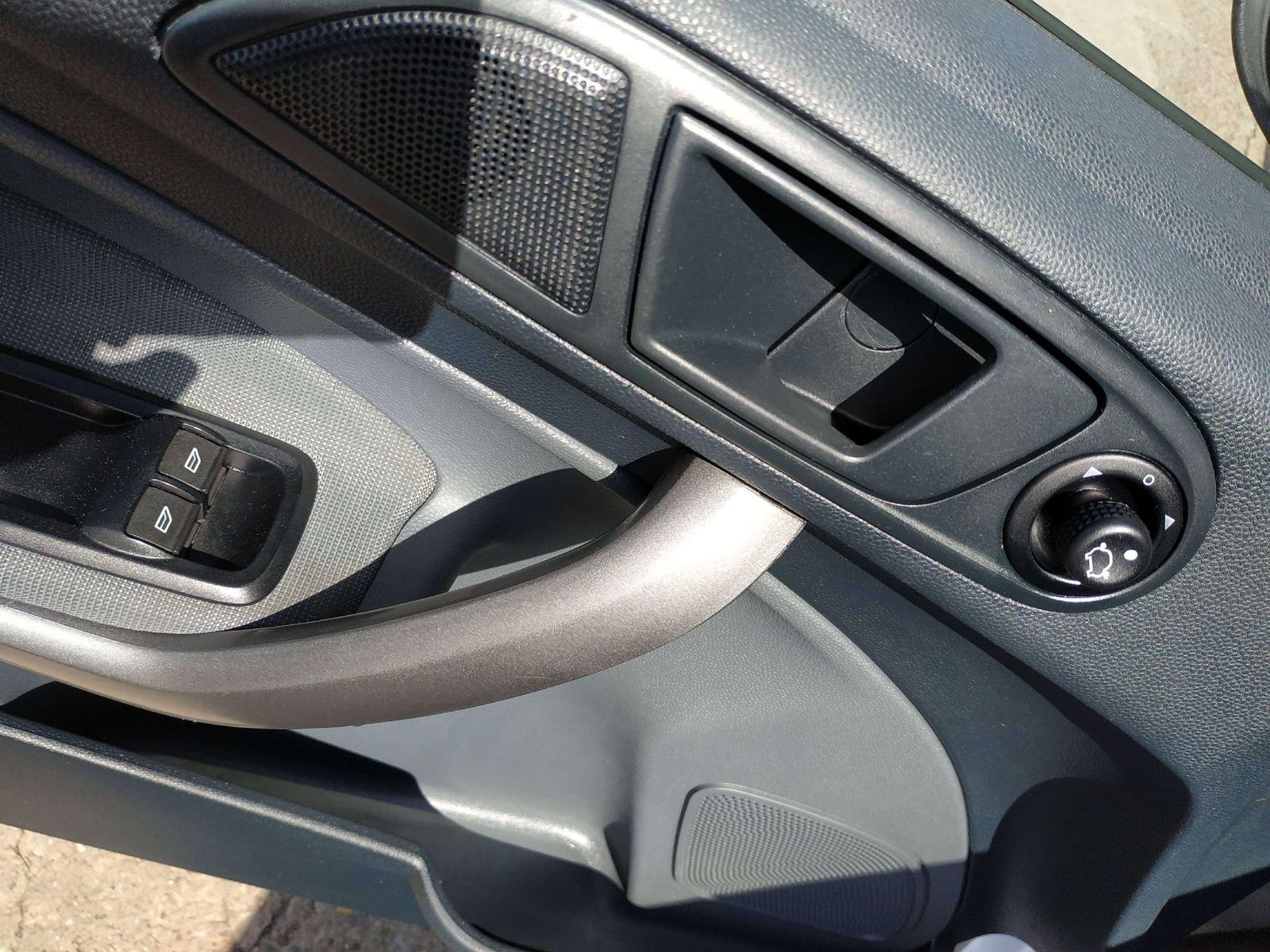 Fiesta Trend/ Automatik/ TÜV NEU/ neue Allwetter – Bild 14