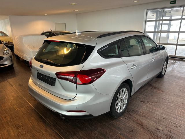 Fahrzeugabbildung Ford Focus Turnier Cool & Connect *Neues Modell*