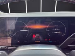 Renault Austral 1.2 E-TECH Hybrid 200 (EU 6e)  *Panorama