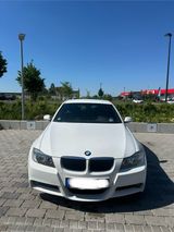 BMW 318i (E90), M-Paket, 2. Hand, Scheckheft gep - BMW 318 aus 2007: 318i