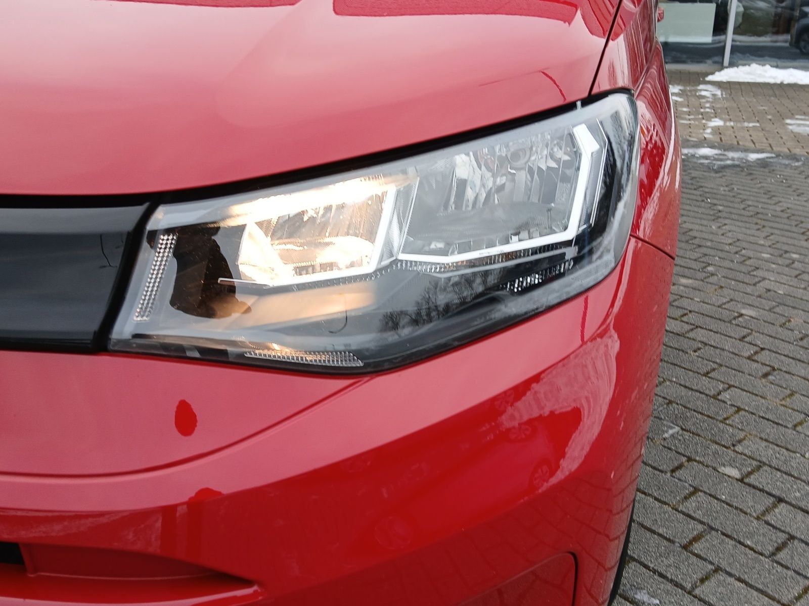 Fahrzeugabbildung Volkswagen Caddy Kombi TSI Climatronic AID GRA PDC