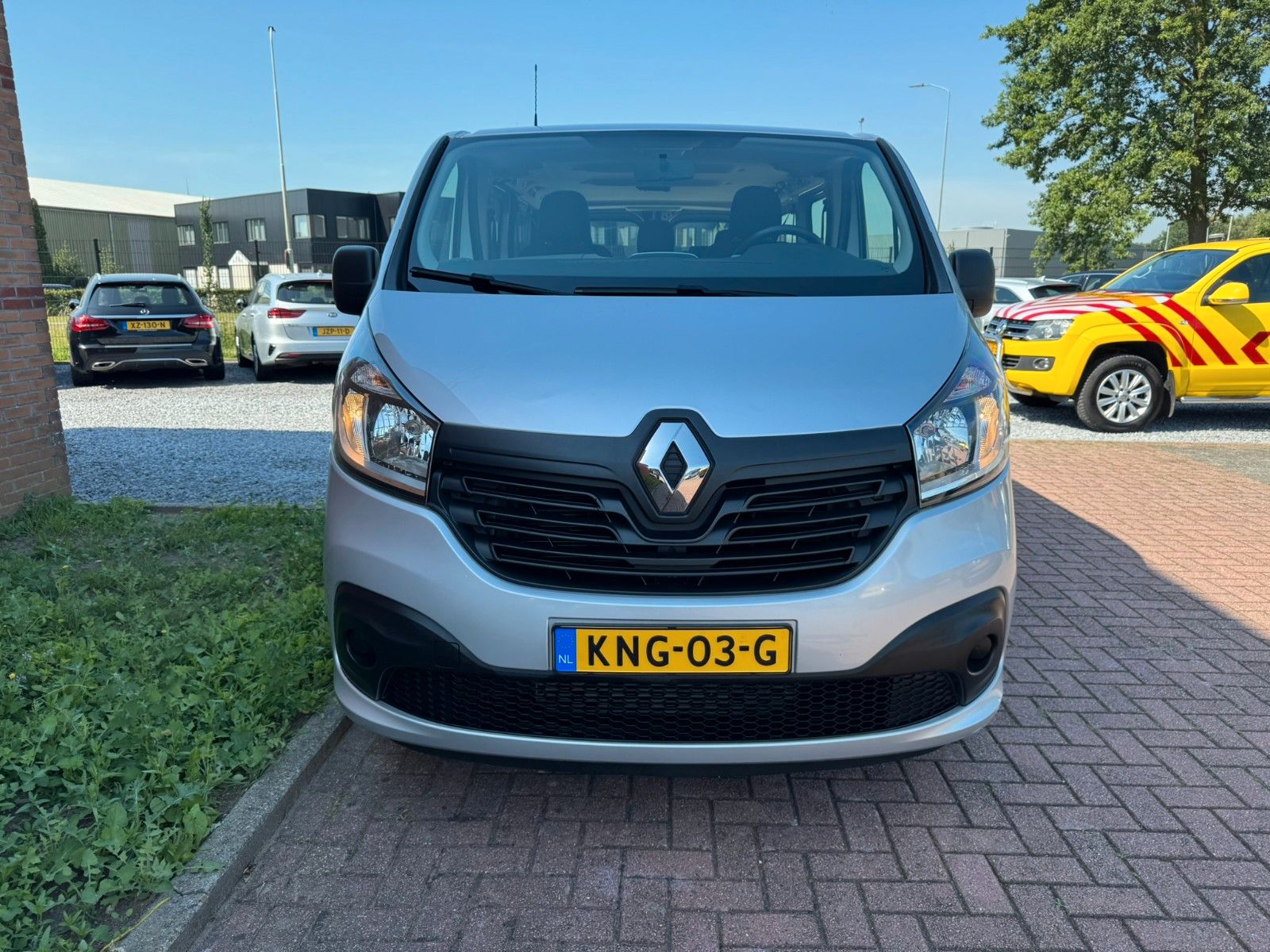 Renault Trafic Kombi 8 sitzer, Euro 6, 1.6DCI L2H1 imagem 2