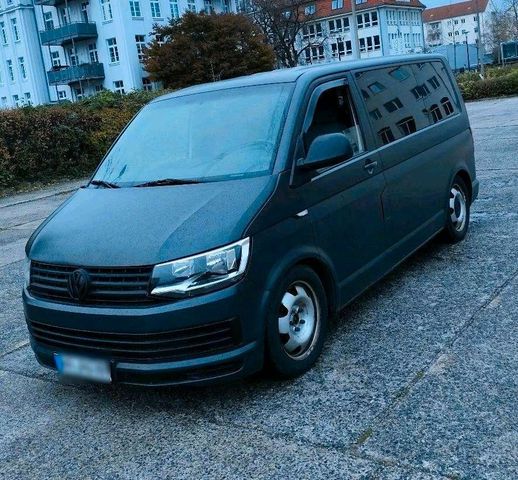 Volkswagen VW T5 1.9 TDI mit T6 Front , Kurz , 8 Sitze