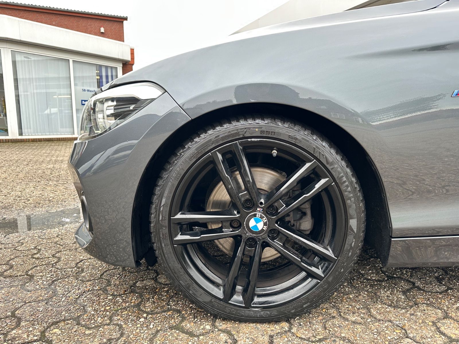 Fahrzeugabbildung BMW 125 i Edition M Sport Shadow LED/Navi/Leder/PDC