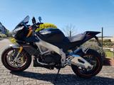Aprilia Tuono V4R 1000 APRC - APRILIA TUONO V4 R