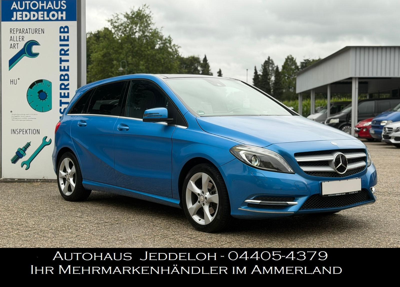Mercedes-Benz B 180 Avantgarde *AHK/KAMERA/PANO/XENON***