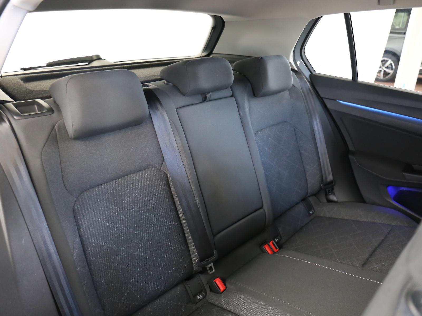 Volkswagen Golf Life 2.0TDI LED NAVIGATION PRO SHZ ACC APP, миниатюра 28