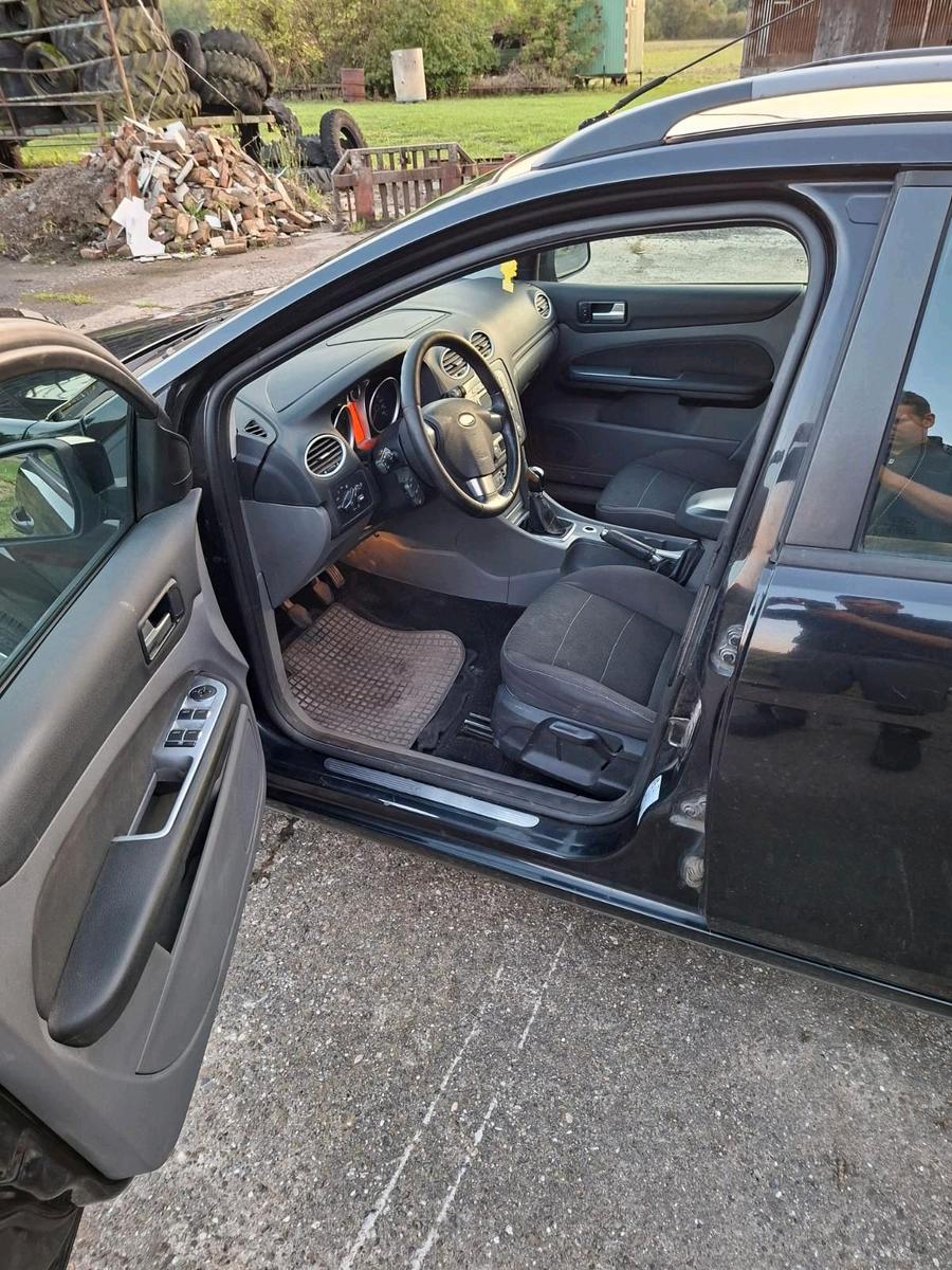 Ford Focus 2008 — photo 5