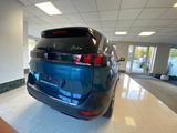 Peugeot 5008 Crossway 7 Sitze, Panora, AHK, Navi, Kamera - Peugeot 5008 SUV