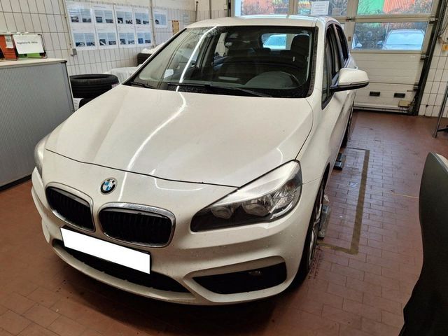 BMW 218d Active Tourer aut. ~ AHK ~PDC ~ Große Tank