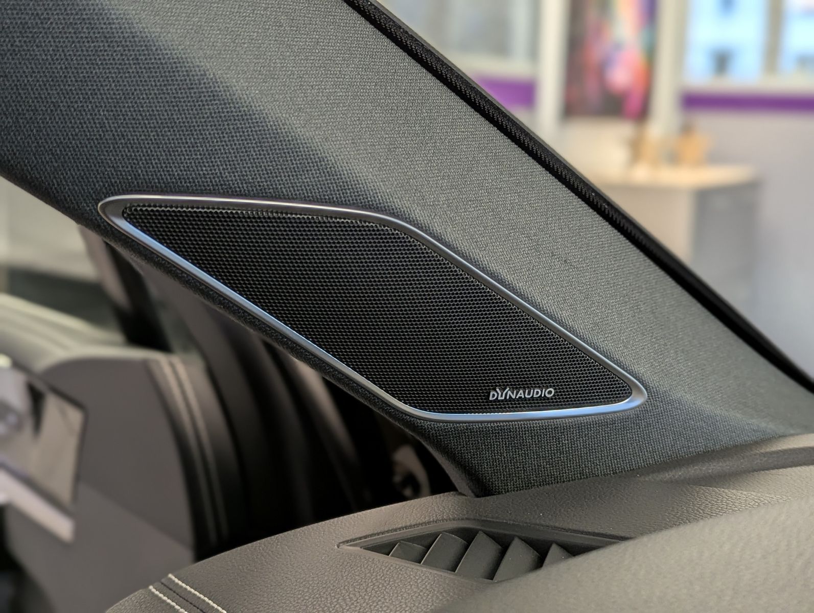 VW Touareg 3.0TDI 4M R-Line VOLL Black 22" UPE 114T - Image 26