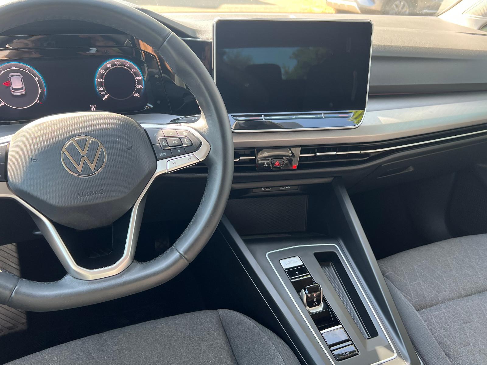 Volkswagen Golf VIII Lim. Life 1.5 eTSI DSG -NAVI -PDC -LED, миниатюра 14
