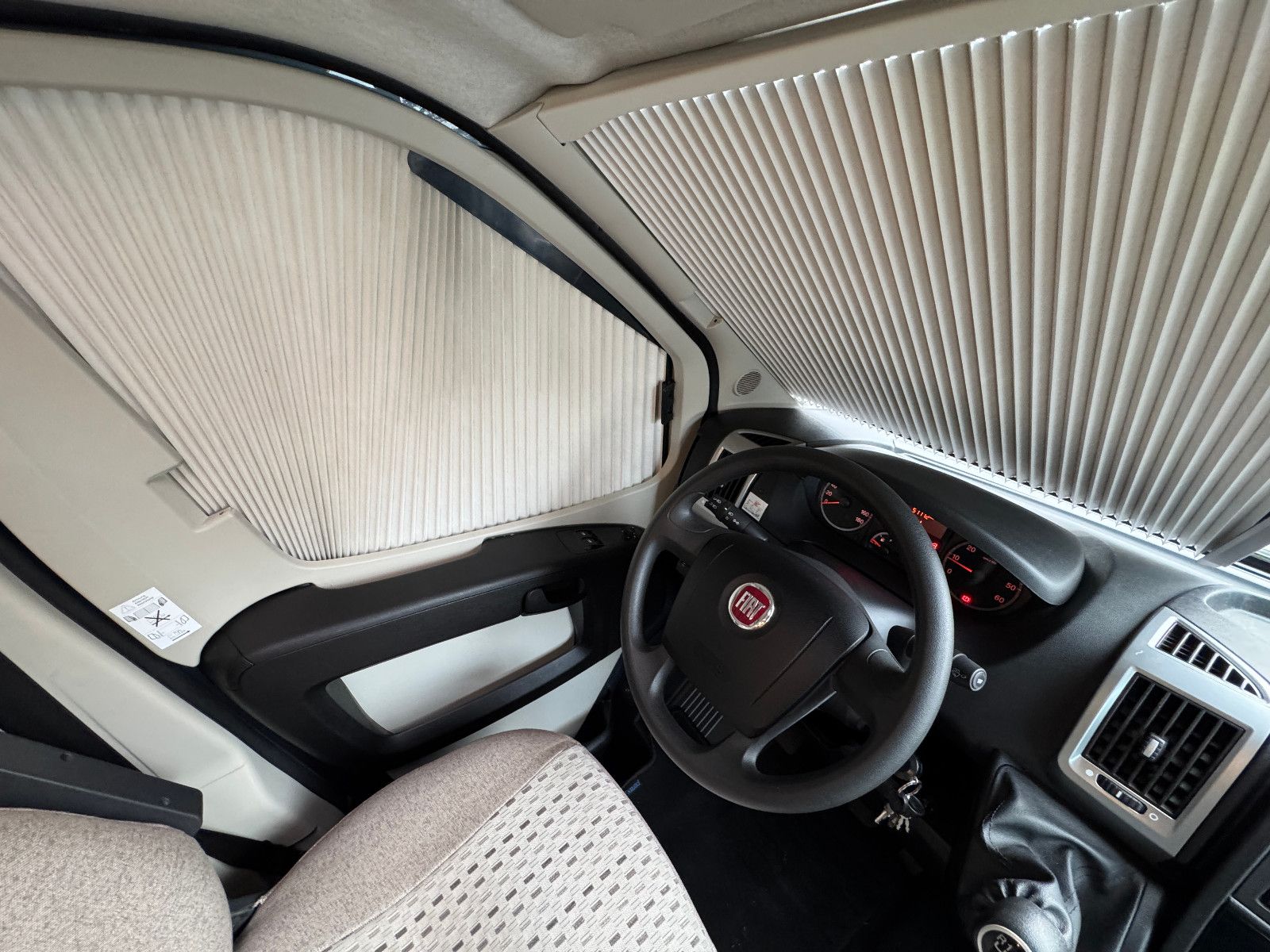 Fahrzeugabbildung Chausson WELCOME 618 FIAT SAT TV HUBBETT BACKOFEN 1.HAND