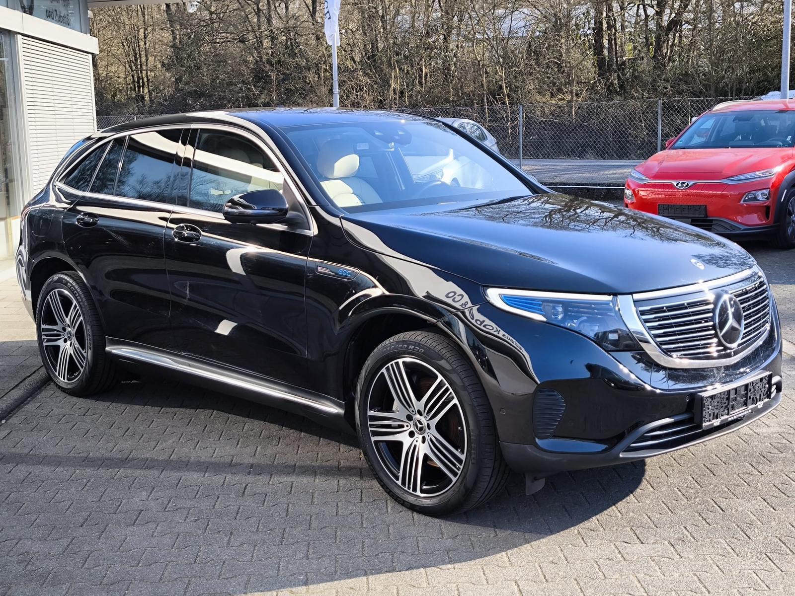 Mercedes-Benz EQC 400 4M WIDES+MULTIBEAM+STHZ+HEAD+ACC+AHK+360