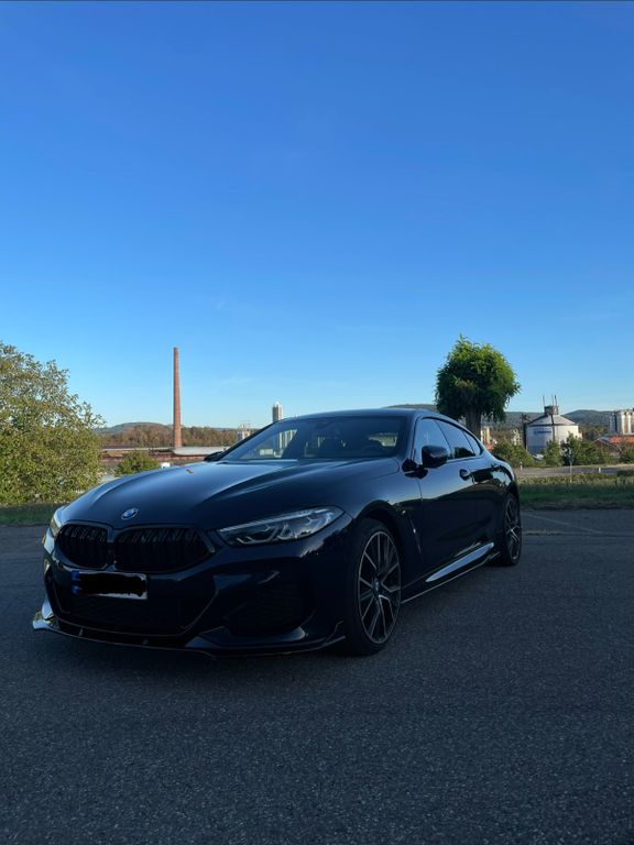 Image of BMW 840