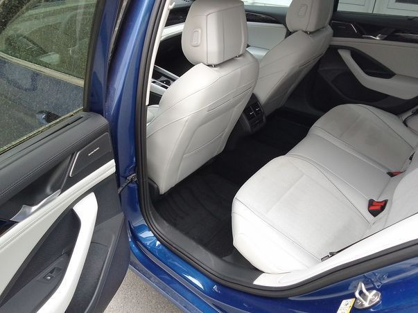 Volkswagen Passat Variant - Bild 7