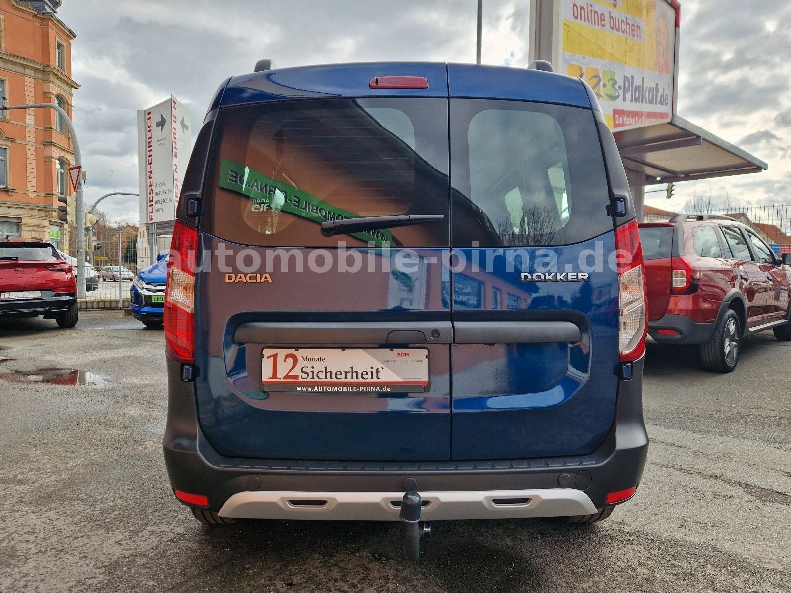 Dokker Stepway Celebration TCe 115 NAVI/SHZ/AHK