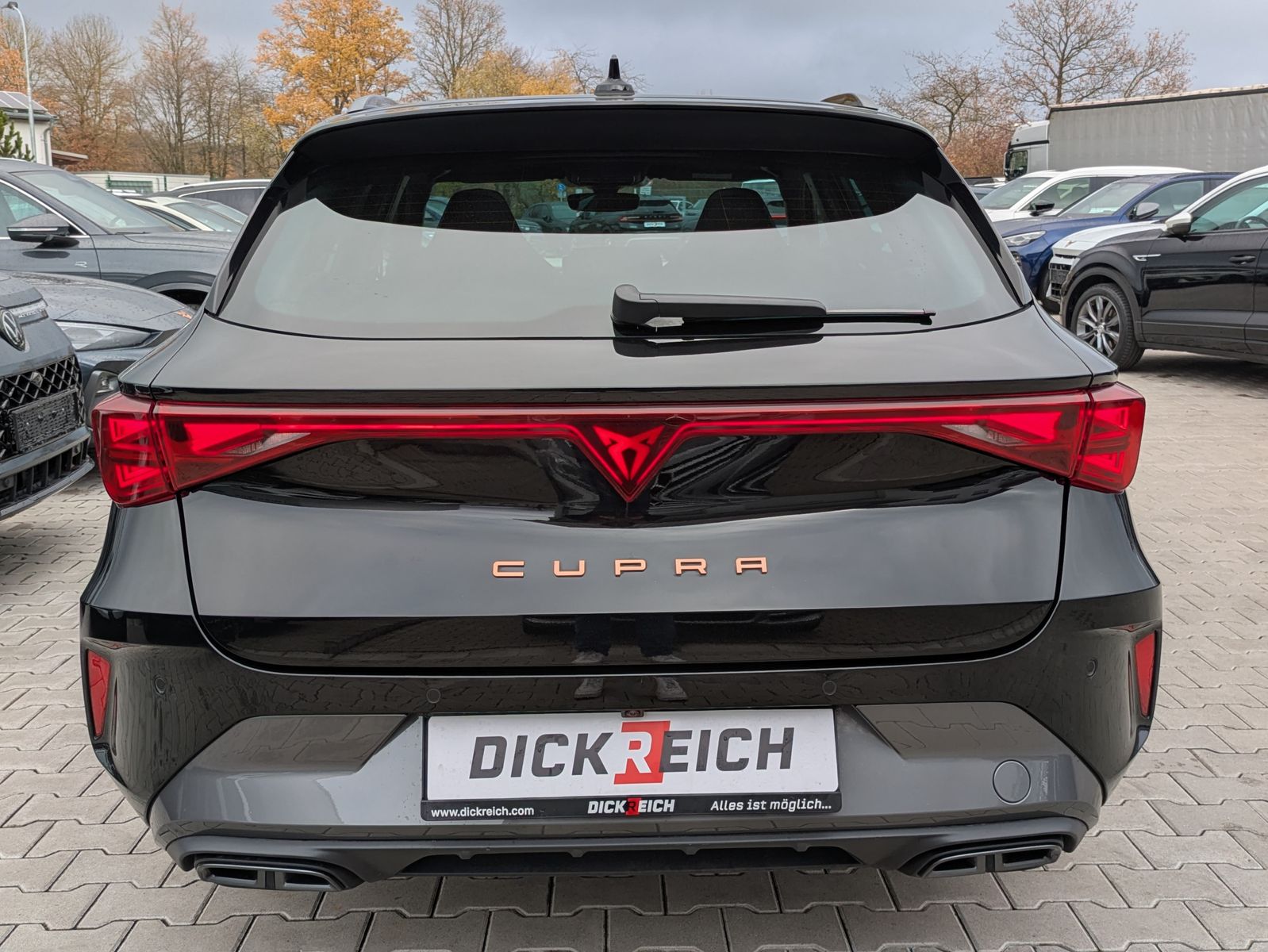 Fahrzeugabbildung CUPRA Leon 1.5 eTSI *PANO*ALCAN.*Drive2*ACC