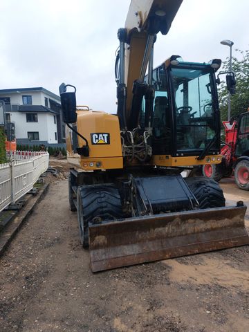 CAT 320F