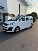 Peugeot Traveller Allure L2, AHK abnehmbar, 8 Sitzer - Peugeot Traveller mit Anhängerkupplung
