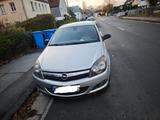 Opel Astra GTC 1.3 CDTI GTC - Opel Astra aus 2006 mit Diesel-Antrieb: Limousine
