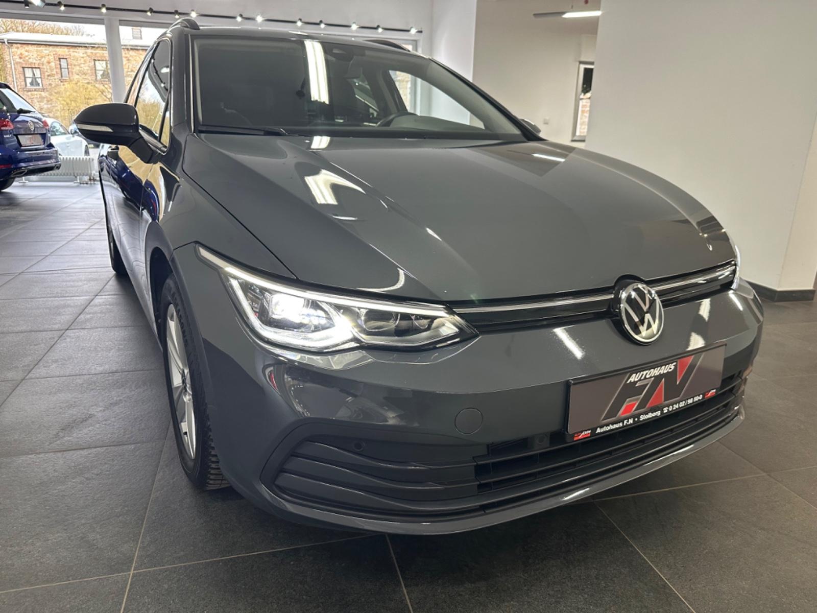 Volkswagen Golf 1.5 Variant Life/LED/ACC/Kamera/Sthzg/Navi