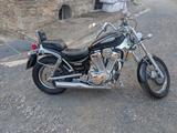 Suzuki Intruder V1400