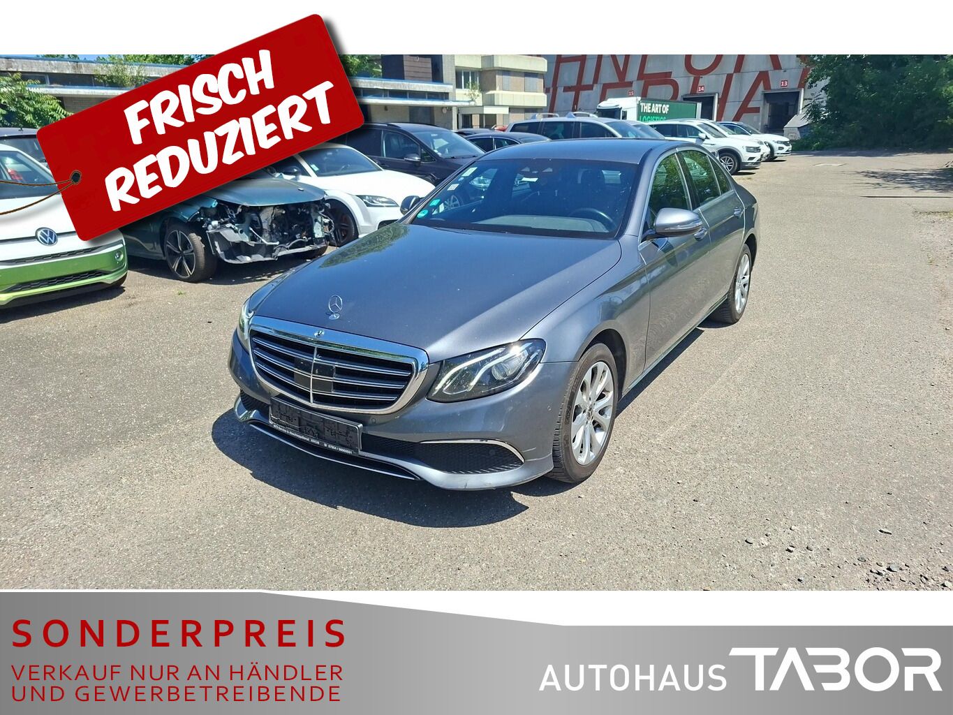MERCEDES-BENZ E220d Lim Aut Excl Navi FahrAss ACC RFK AHK LED