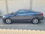 Opel Astra Cosmo 1.8 Cosmo - Opel Astra aus 2007: Cabrio