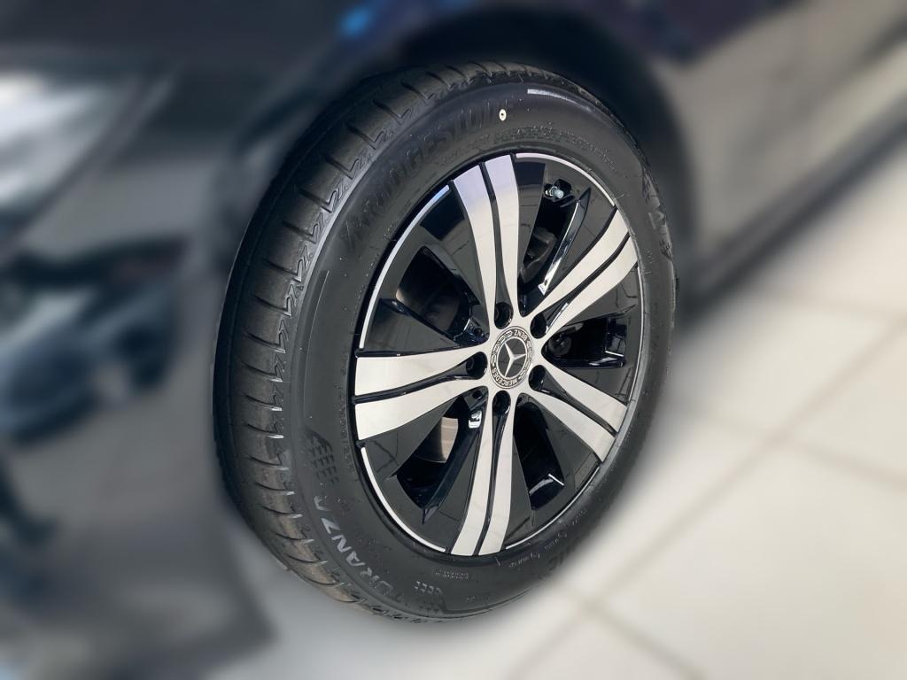 Mercedes-Benz C 180 Avantgarde+AHK+Kamera+Totwinkel+CarPlay