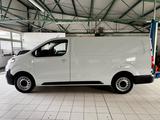 Opel Vivaro Automatik Navi Kamera Kasten Edition L - Opel Vivaro mit Diesel-Antrieb: Kleinbus