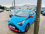 Toyota Aygo x-play club AT*KAMERA - Toyota Aygo (X): Automatik