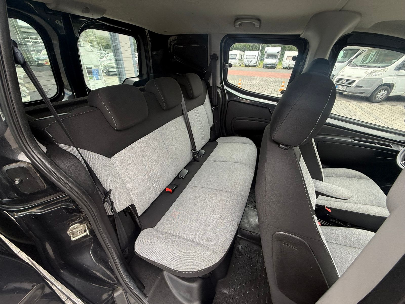 Fahrzeugabbildung Fiat Qubo Active
