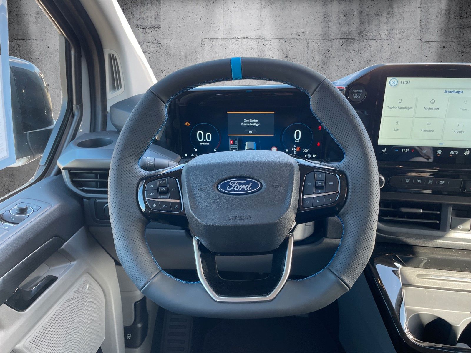 Fahrzeugabbildung Ford Transit Custom 320 L1 MS-RT DoKa
