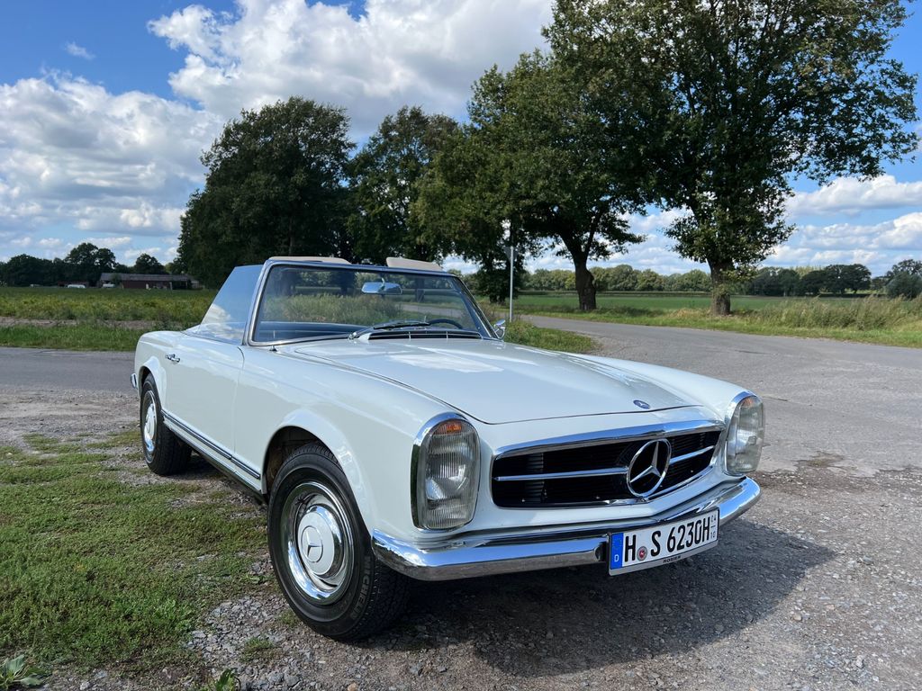 Mercedes-Benz SL 230